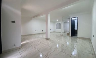 Casa de dos pisos más terraza en venta Barrio Las Américas Palmira