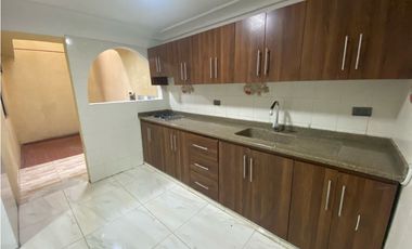 Casa de dos pisos más terraza en venta Barrio Las Américas Palmira