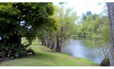 CASA CAMPESTRE EN LLANOGRANDE UNIDAD CERRADA