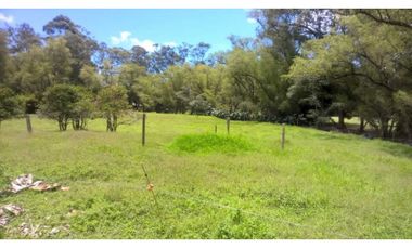 CASA CAMPESTRE EN LLANOGRANDE UNIDAD CERRADA