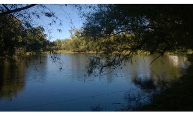 CASA CAMPESTRE EN LLANOGRANDE UNIDAD CERRADA