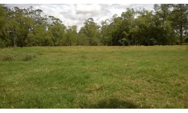 CASA CAMPESTRE EN LLANOGRANDE UNIDAD CERRADA