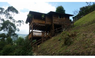 Venta Lote Escocia La Estrella 5140 Mts2 con una casa en el árbol