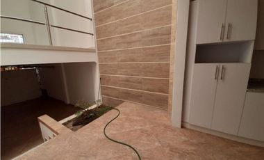 Se vende hermosa casa remodelada Barrio Las Mercedes Palmira Valle