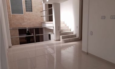 Se vende hermosa casa remodelada Barrio Las Mercedes Palmira Valle