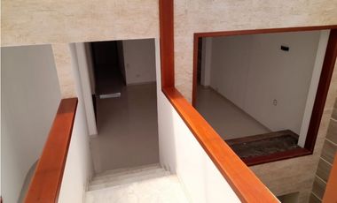 Se vende hermosa casa remodelada Barrio Las Mercedes Palmira Valle