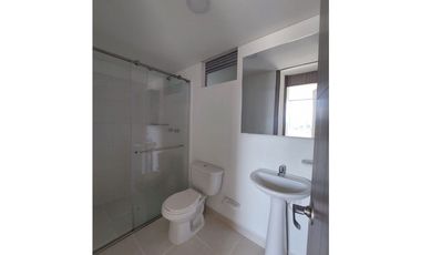 SE VENDE APARTAMENTO DE 2 ALCOBAS. coliseo del café