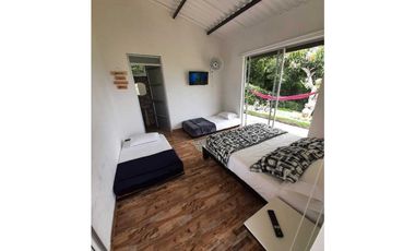 En Venta Casa Campestre con Piscina Privada y  Aljibe, La Mesa Cund.