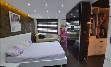 Barrio Las Mercedes - Apartamento duplex en venta