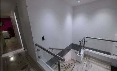 Barrio Las Mercedes - Apartamento duplex en venta