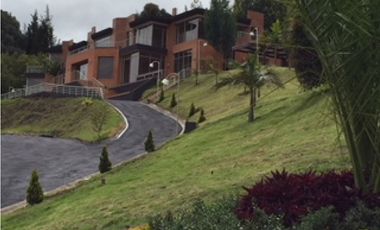CASA CAMPESTRE 625 M2 ALTOS DE YERBABUENA CHIA | 256 |