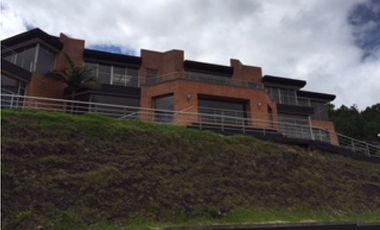 CASA CAMPESTRE 625 M2 ALTOS DE YERBABUENA CHIA | 256 |