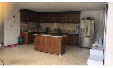 HERMOSA CASA EN MARINILLA