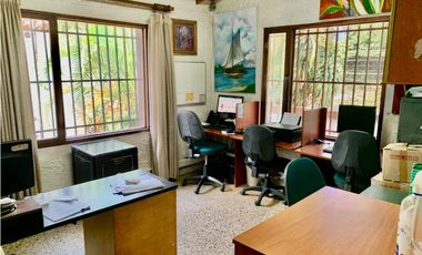 Casa con excelente ubicación en venta en La Aguacatala