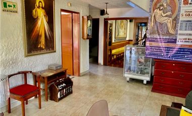 Casa con excelente ubicación en venta en La Aguacatala