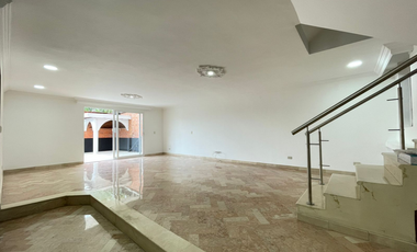 Casa en el Poblado Las Palmas Urbanizacion Alqueria Suiza