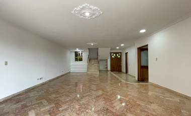 Casa en el Poblado Las Palmas Urbanizacion Alqueria Suiza