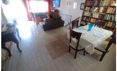 VENTA CASA INDEPENDIENTE, BARRIO GUAYABAL, MEDELLN