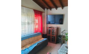 VENTA CASA INDEPENDIENTE, BARRIO GUAYABAL, MEDELLN