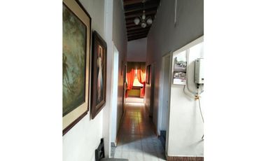 VENTA CASA INDEPENDIENTE, BARRIO GUAYABAL, MEDELLN
