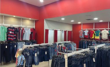 LOCAL EN VENTA EN CENTRO COMERCIAL