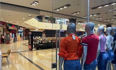 LOCAL EN VENTA EN CENTRO COMERCIAL