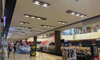 LOCAL EN VENTA EN CENTRO COMERCIAL