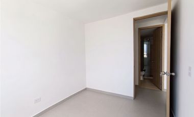 SE ALQUILA APARTAMENTO EN PARAISO CENTRAL