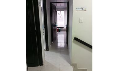VENDO CASA CORALES DUPLEX CON LOCAL