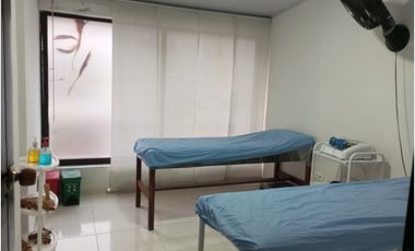 VENDO CASA CORALES DUPLEX CON LOCAL