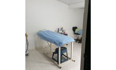 VENDO CASA CORALES DUPLEX CON LOCAL