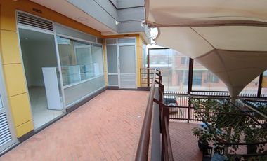 Arriendo Local Comercial Cota Centro Comercial $ 800.000
