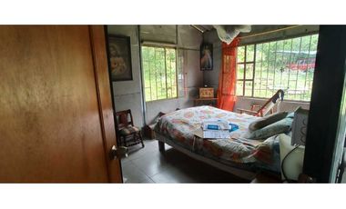 Casa Campestre Con Amplia Zonas Verdes