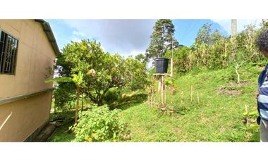 Casa Campestre Con Amplia Zonas Verdes