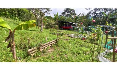Casa Campestre Con Amplia Zonas Verdes