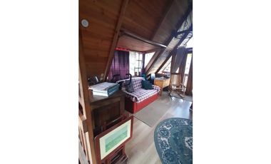 VENDO CASA ESTILO CABAÑA EN COTA(GU)