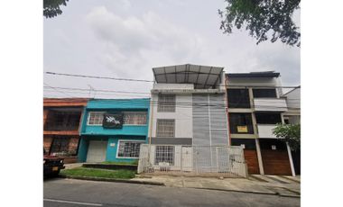 Alquiler Edificio para  Uso Comercial Tres Niveles Barrio San Fernando
