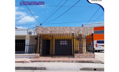 Se vende Casa / Barrio Centro de Soledad, Soledad