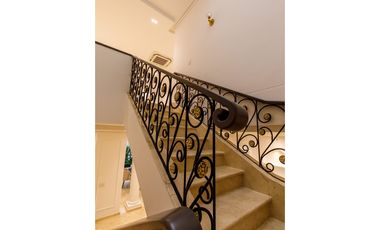 SE VENDE CASA  PARA ESTRENAR ESTILO PARISINO EN BARRIO RIOMAR BQUILLA