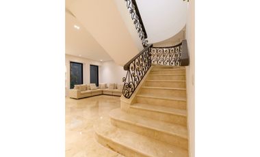 SE VENDE CASA  PARA ESTRENAR ESTILO PARISINO EN BARRIO RIOMAR BQUILLA