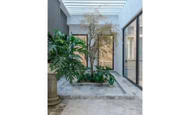 SE VENDE CASA  PARA ESTRENAR ESTILO PARISINO EN BARRIO RIOMAR BQUILLA