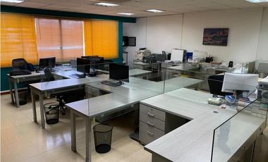 Oficina muy bien situada - Sector Guayabal