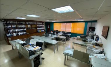 Oficina muy bien situada - Sector Guayabal