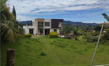 Vendo casa finca campestre Marinilla, sector el chagualo.