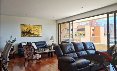 APARTAMENTO PARA LA VENTA EL POBLADO SECTOR CASTILLA