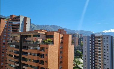 APARTAMENTO PARA LA VENTA EL POBLADO SECTOR CASTILLA