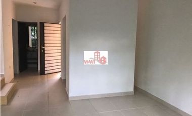 Maat vende Casa en  Conjunto  Centro -Villeta 135m2 $ 450Millones