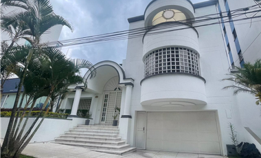 RENTO CASA MANSION PINARES PARA UN SPA BOUTIQUE