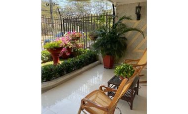 Hermosa Casa Remodelada en Rodadero Reservado - 005