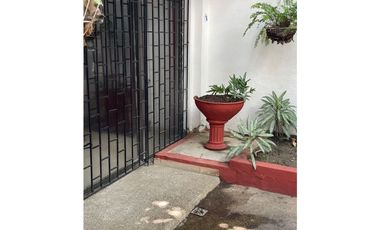 Hermosa Casa Remodelada en Rodadero Reservado - 005